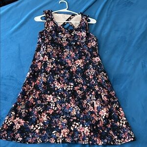 We Wander Floral Cross-Back Athletic Dress Size L